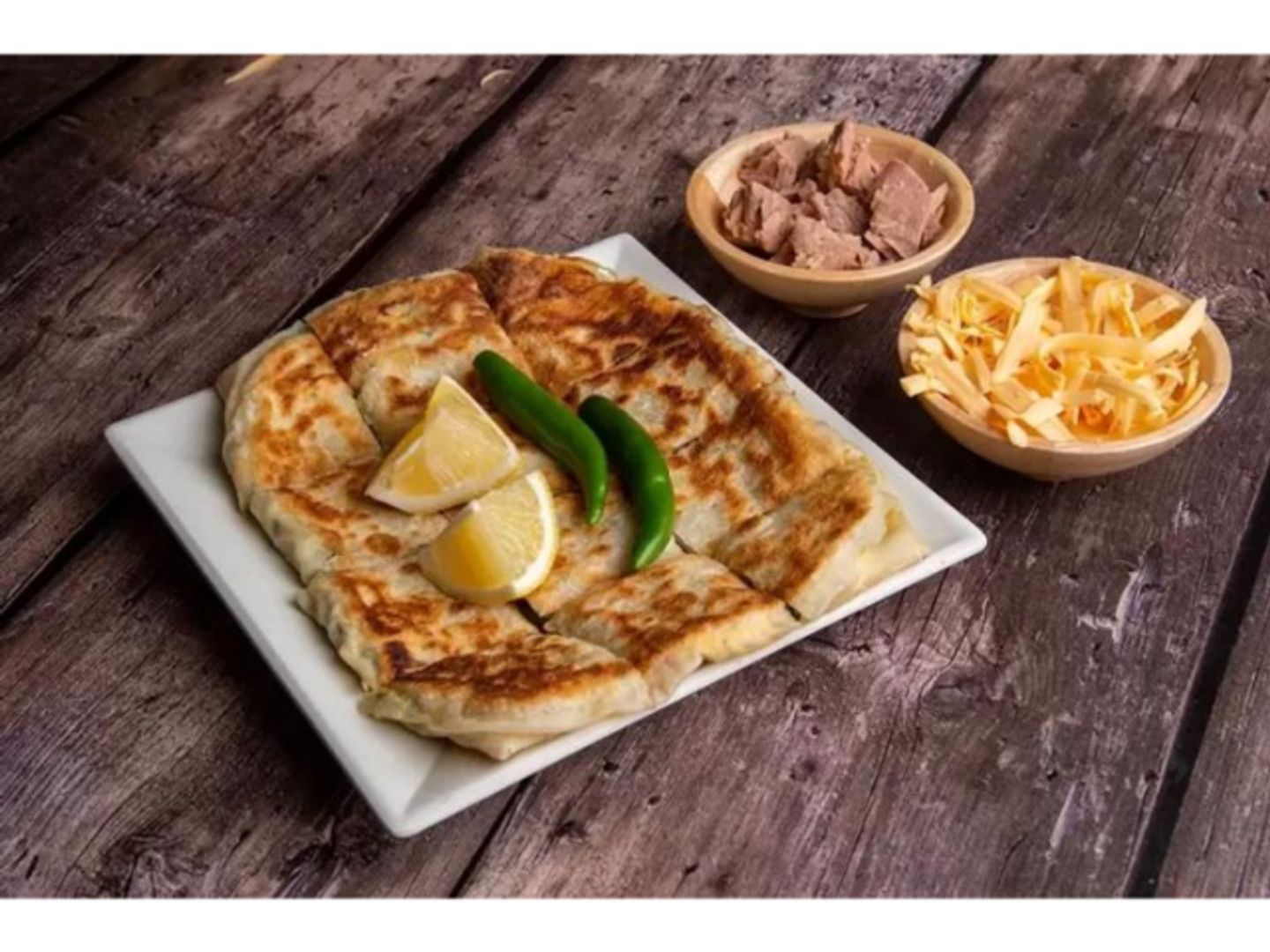 Special Tuna With Two Cheeses Mutabbak