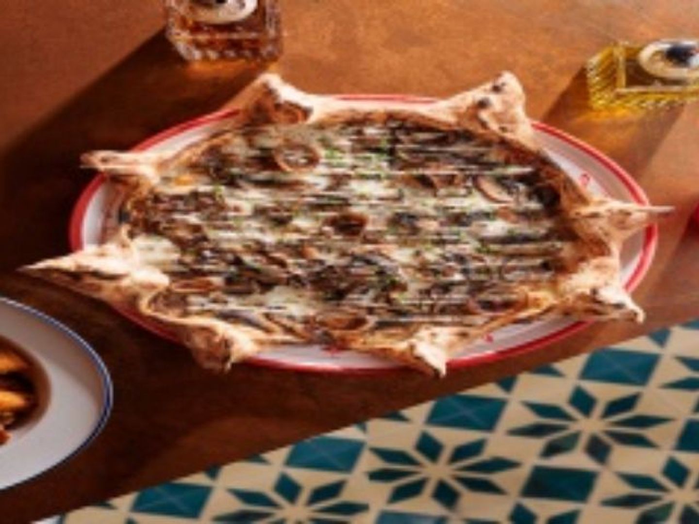 Protobello E Fontina Pizza