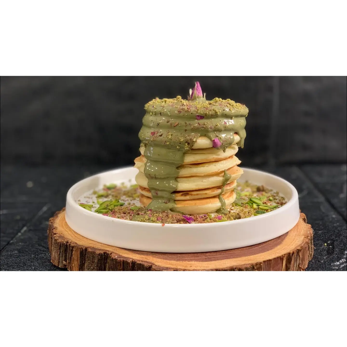 بان كيك بستاشيو