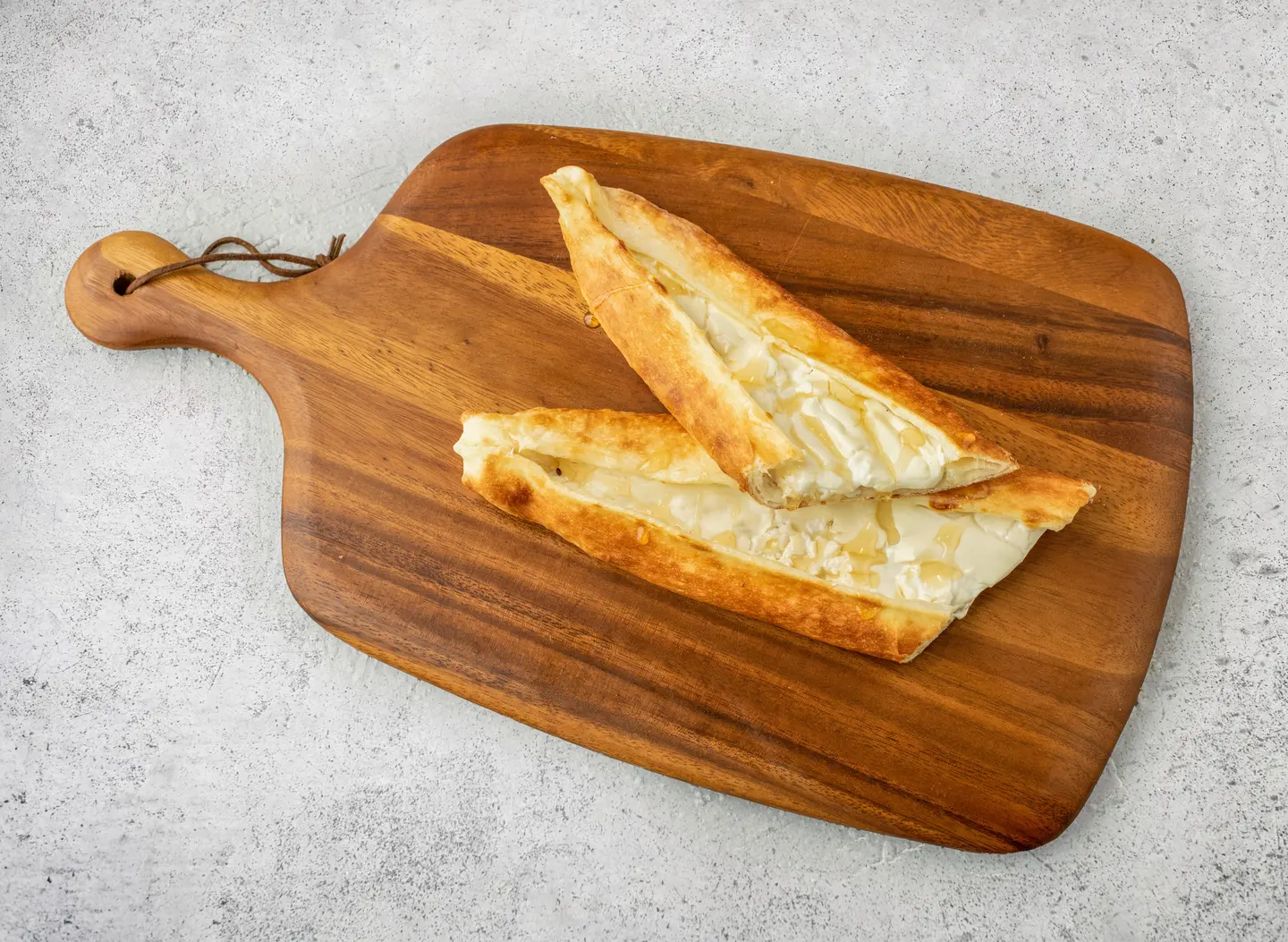 فطيرة لبنة وعسل