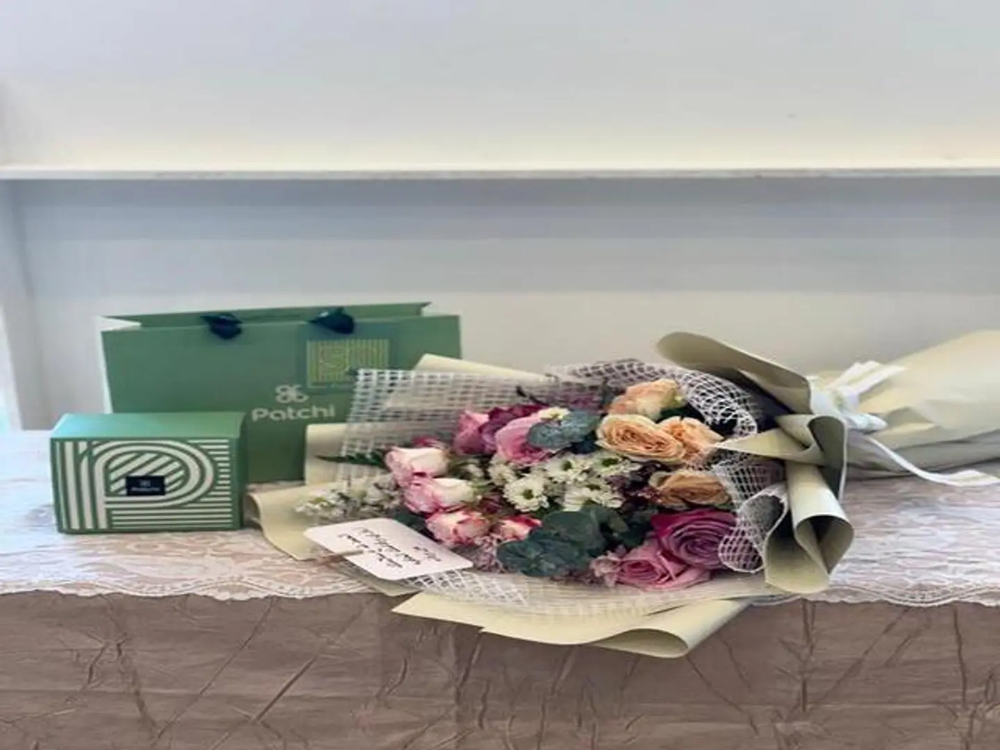 Bouquet Of Roses With Patchi Chocolates