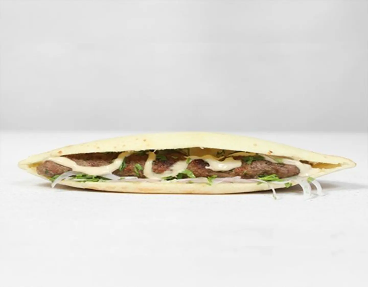 سندويش كباب لحم