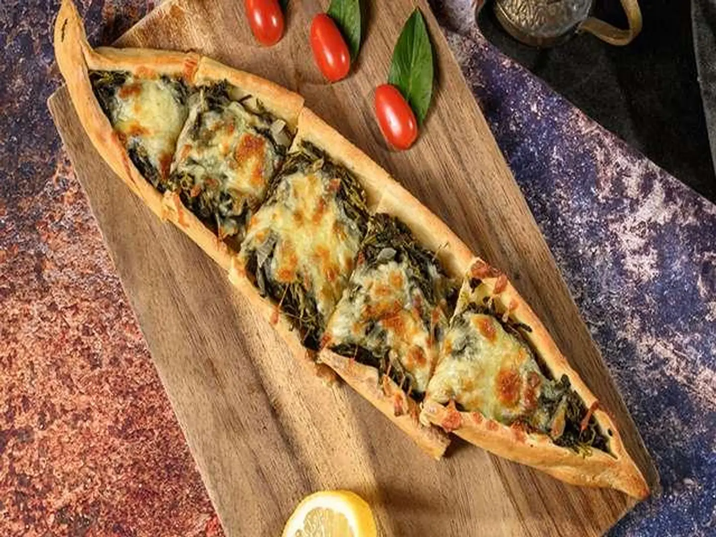 فطيرة سبانخ جبن