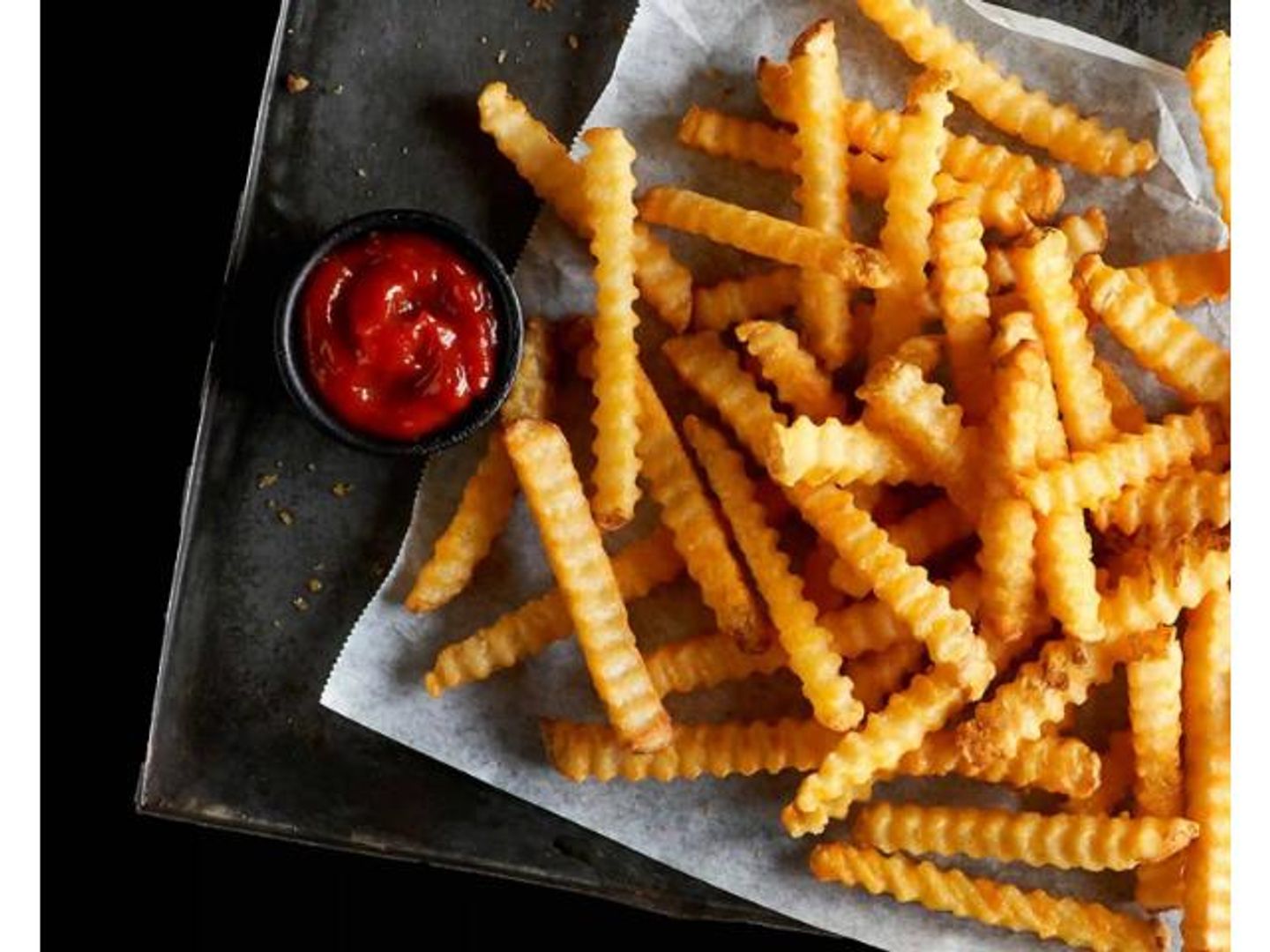 Crinkle Fries With Cheese