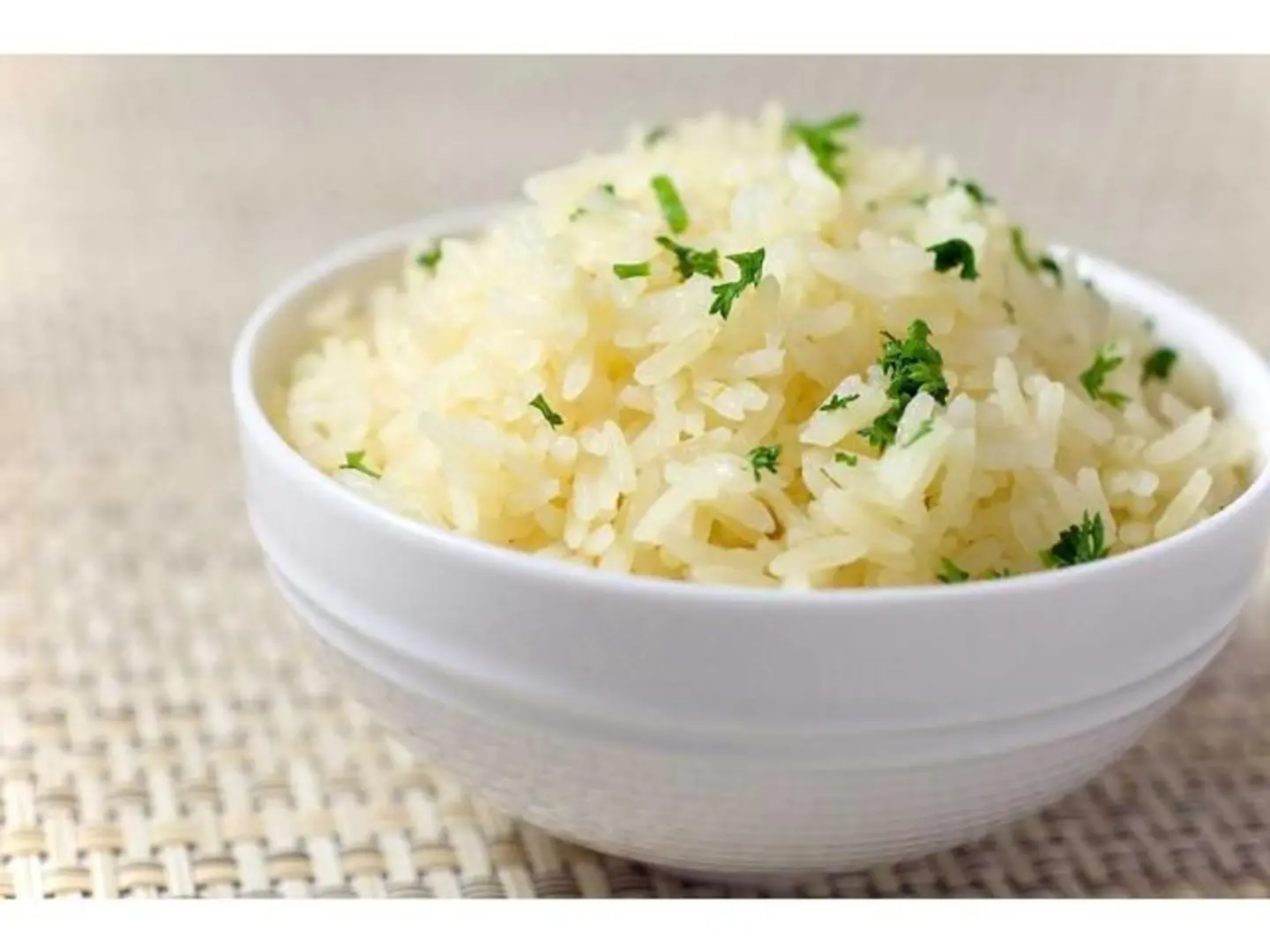 أرز الأبيض بالثوم