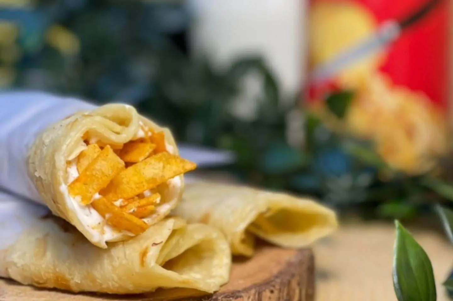 Chapati With Egg, White Cheese And Omani Chips