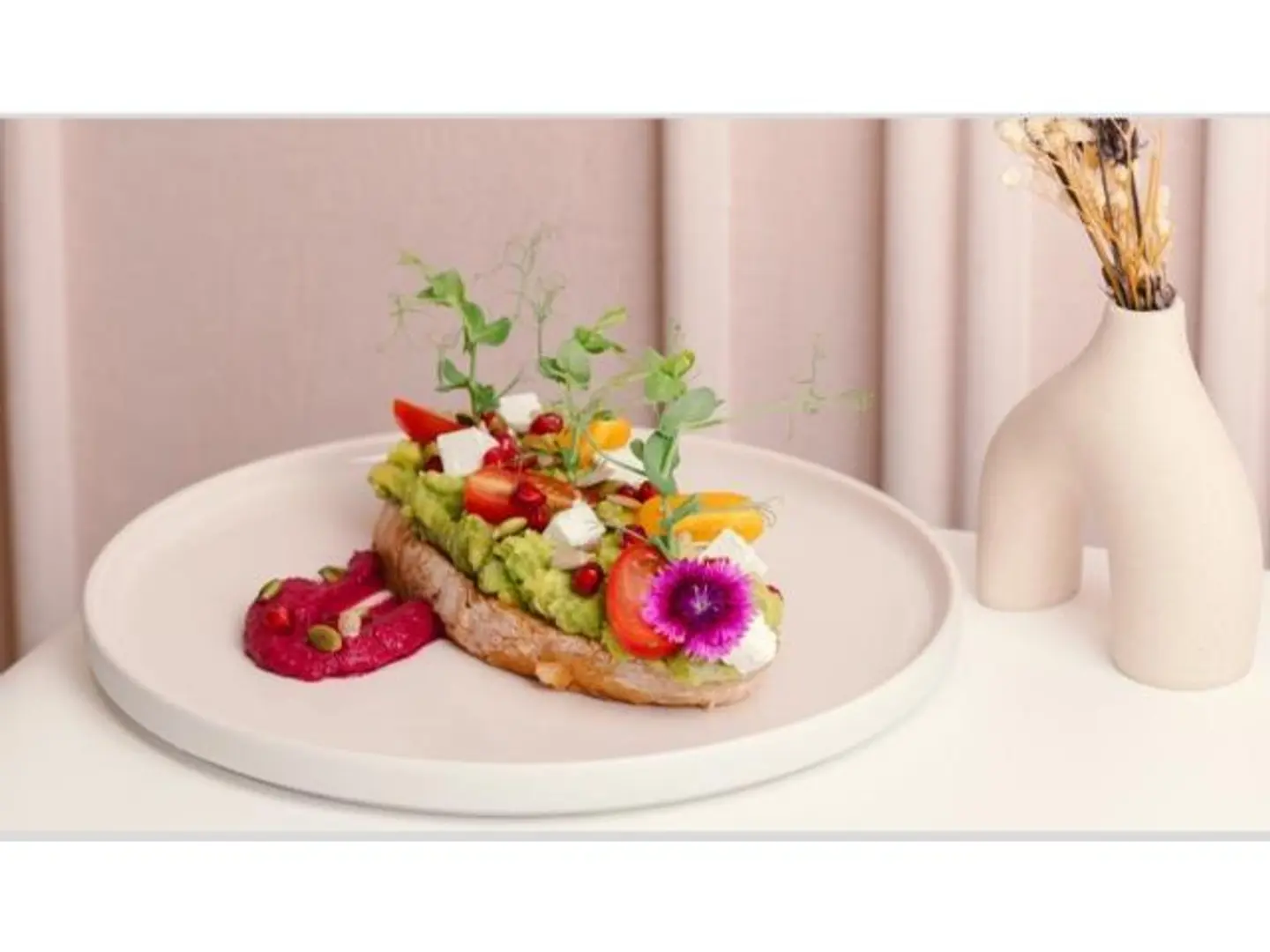 Avocado On Sour Daugh