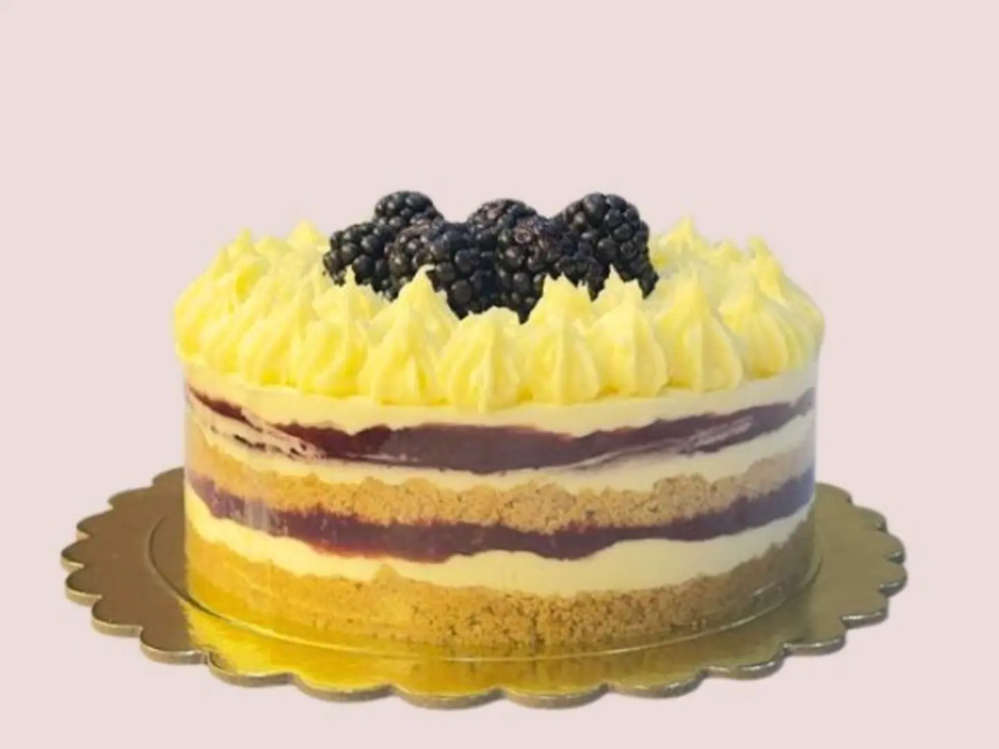 براونىزكعكة الجبن بالتوت