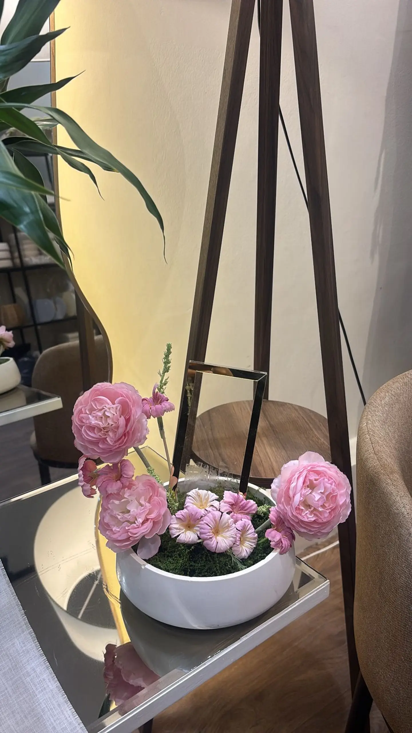 Artificial Rose Vase 3