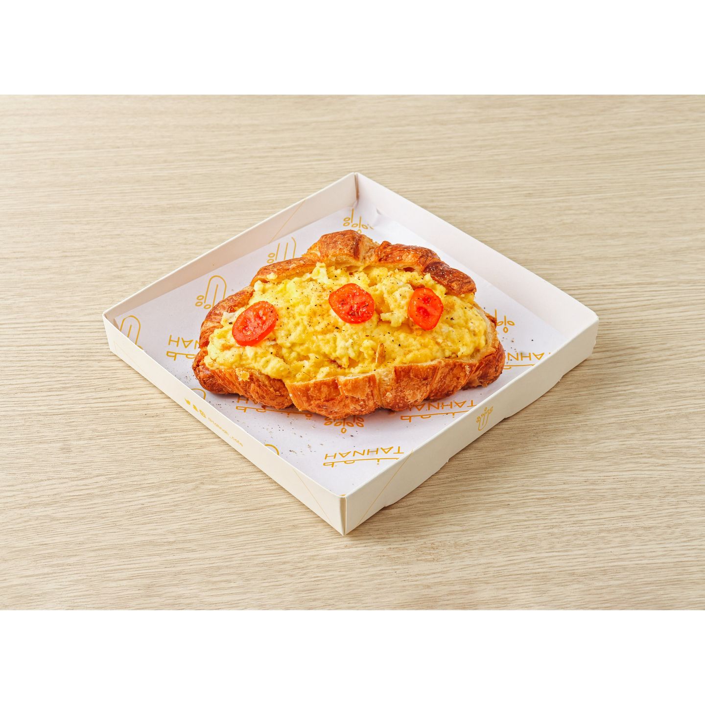 Croissant Omelette