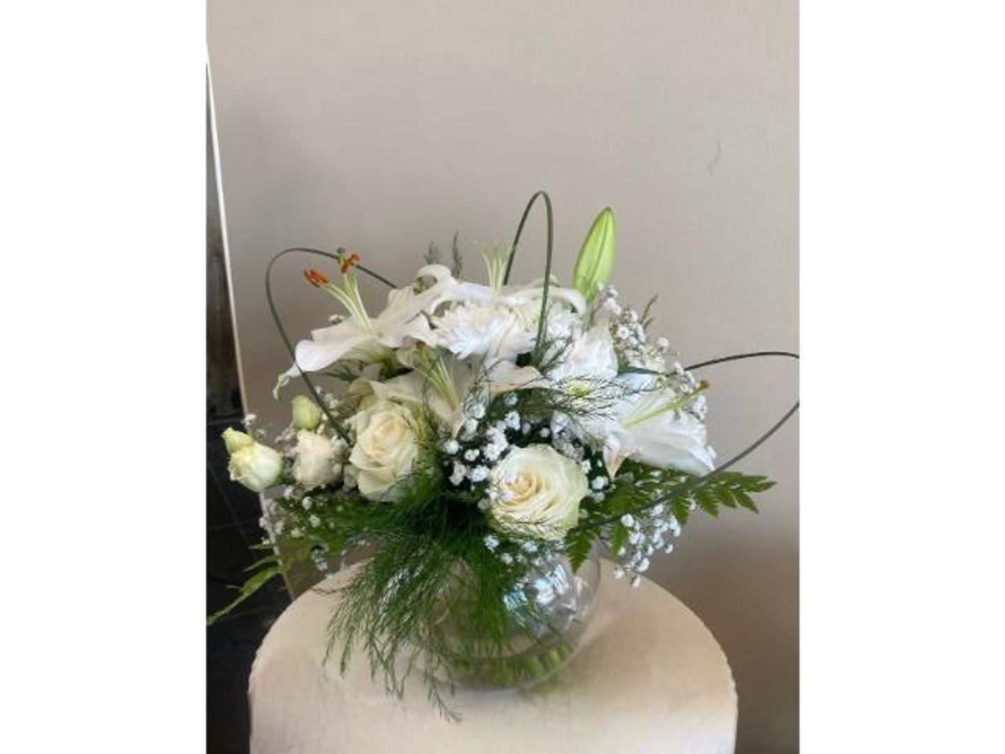 White Mixed Vase O