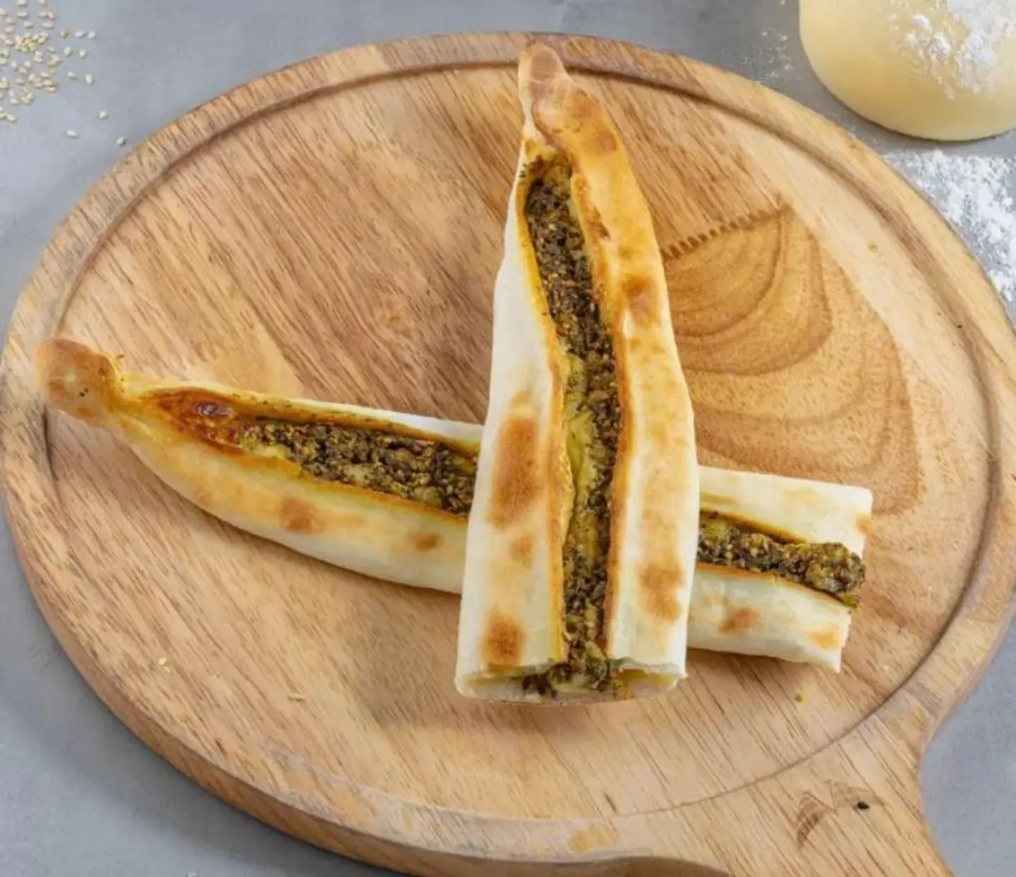 زعتر مع الجبنة - حبة
