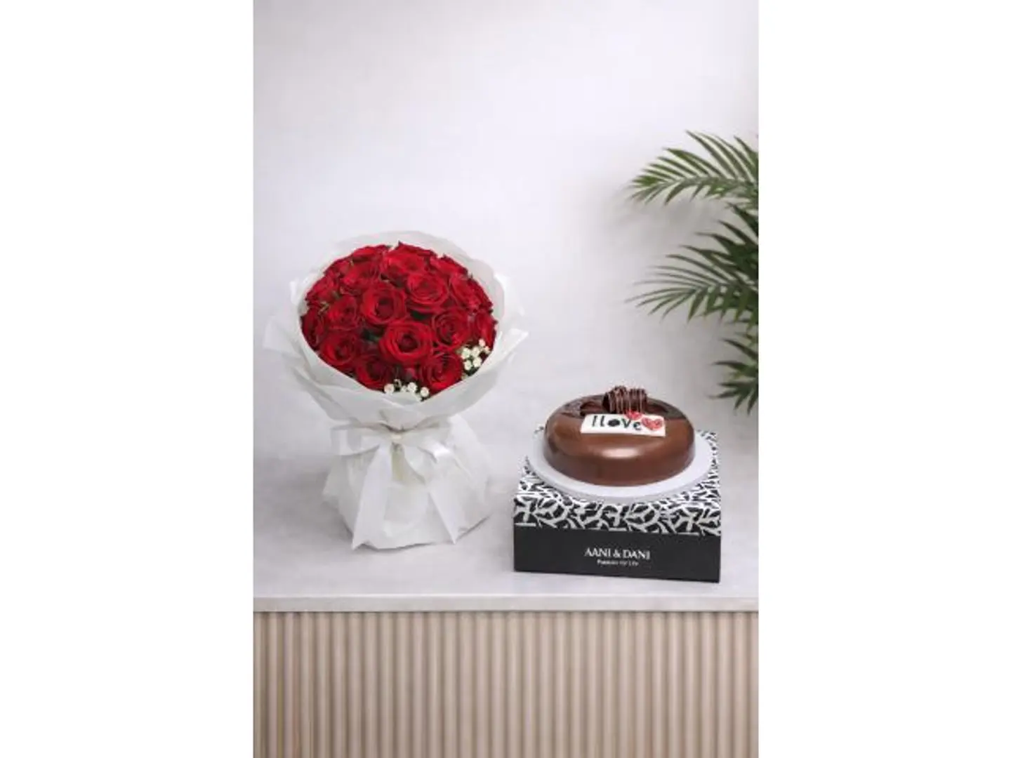 A Bouquet Of Roses And A Cake For Me And Dani 6