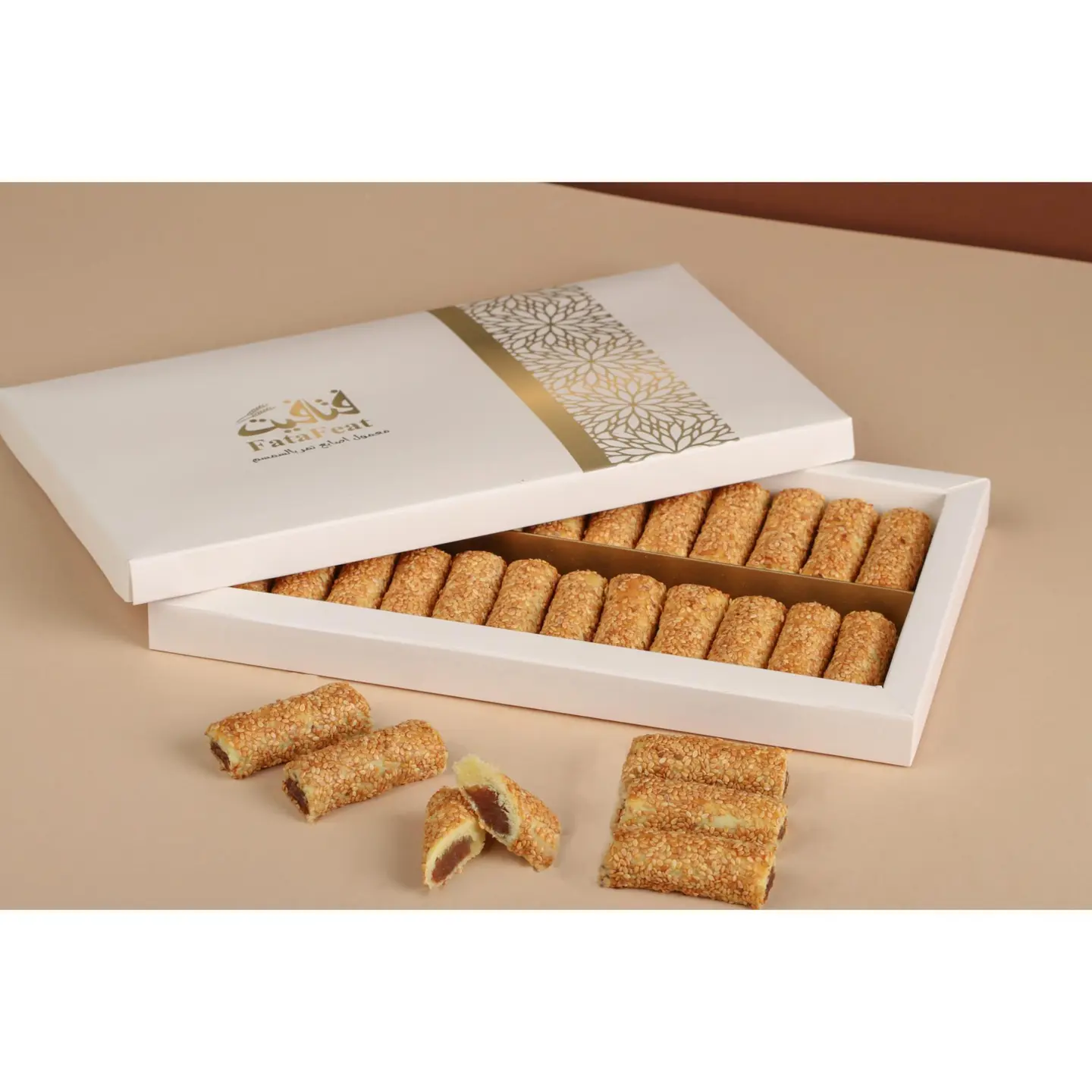 Date Slice Ma'amoul With Sesame