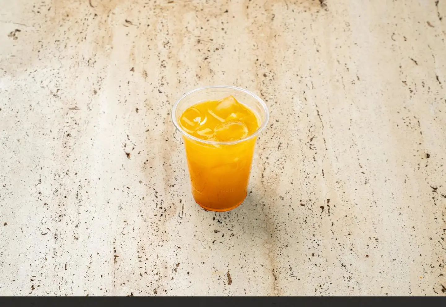 عصير برتقال فريش