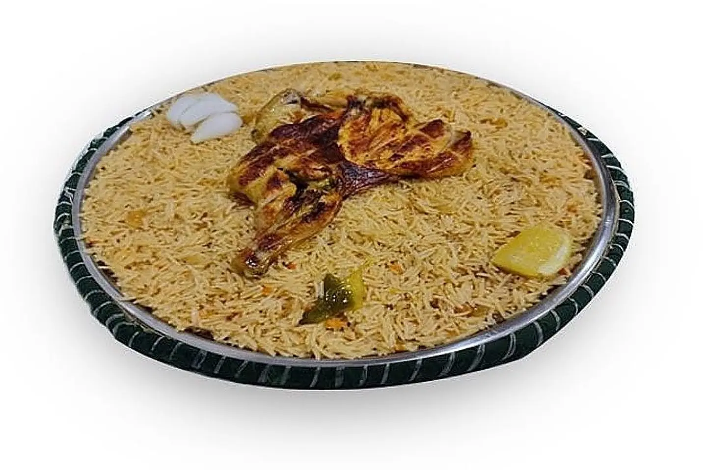 نص دجاج فحم مع رز