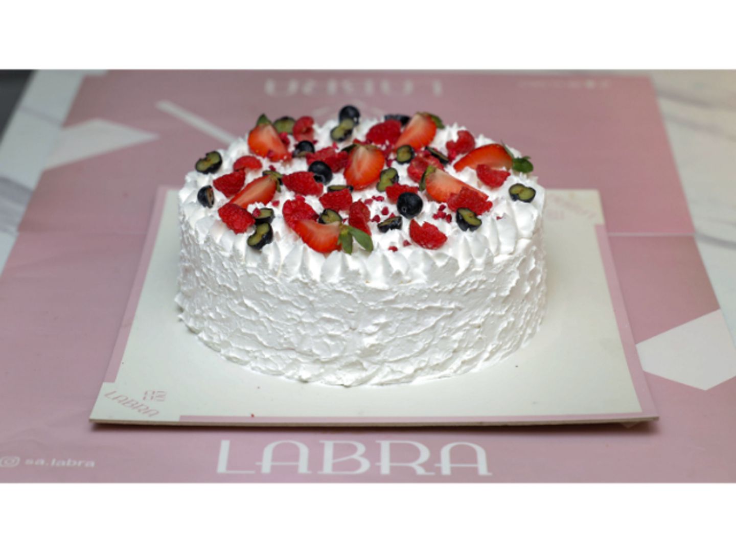 Berries Cake
