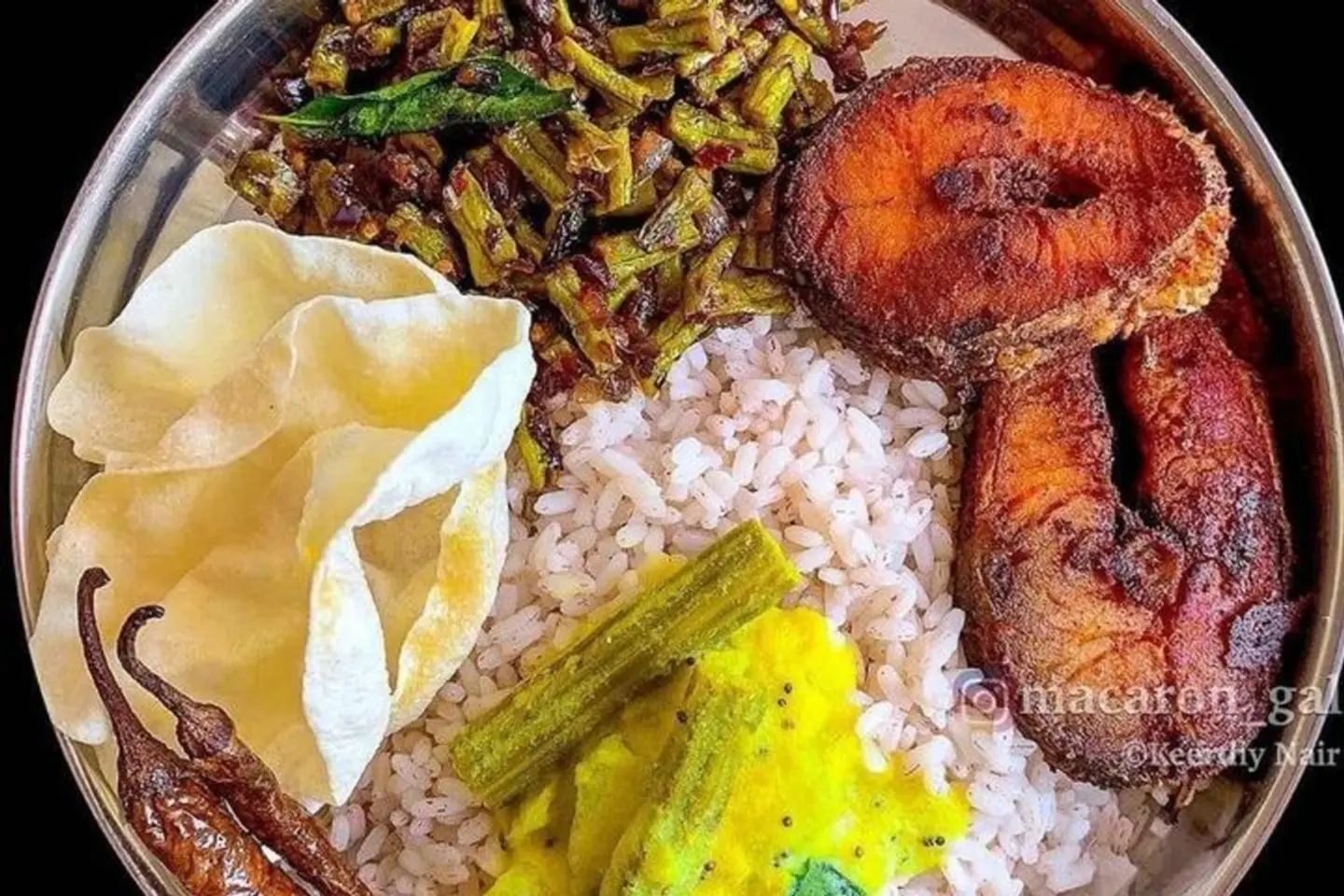 وجبة سمكة الملك المقلية