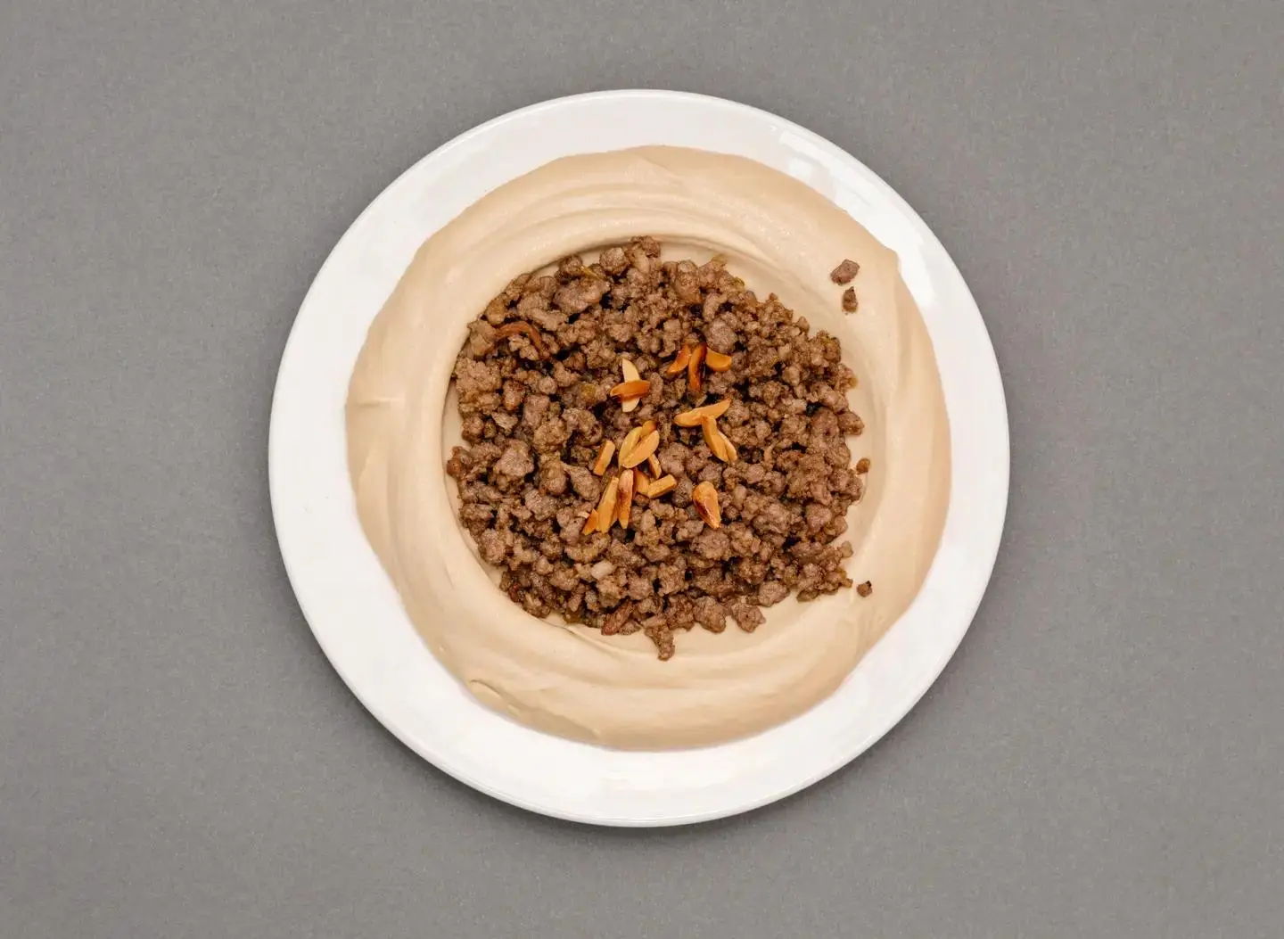 Hummus With Meat