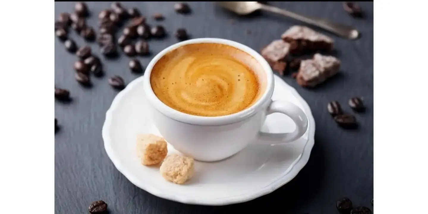 قهوة فرنسي بالبندق