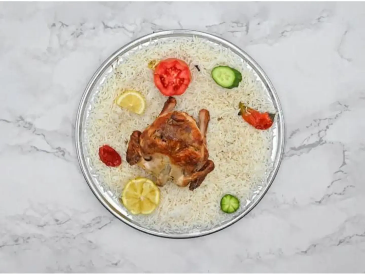 ربع حبة دجاج مع رز مثلوثة