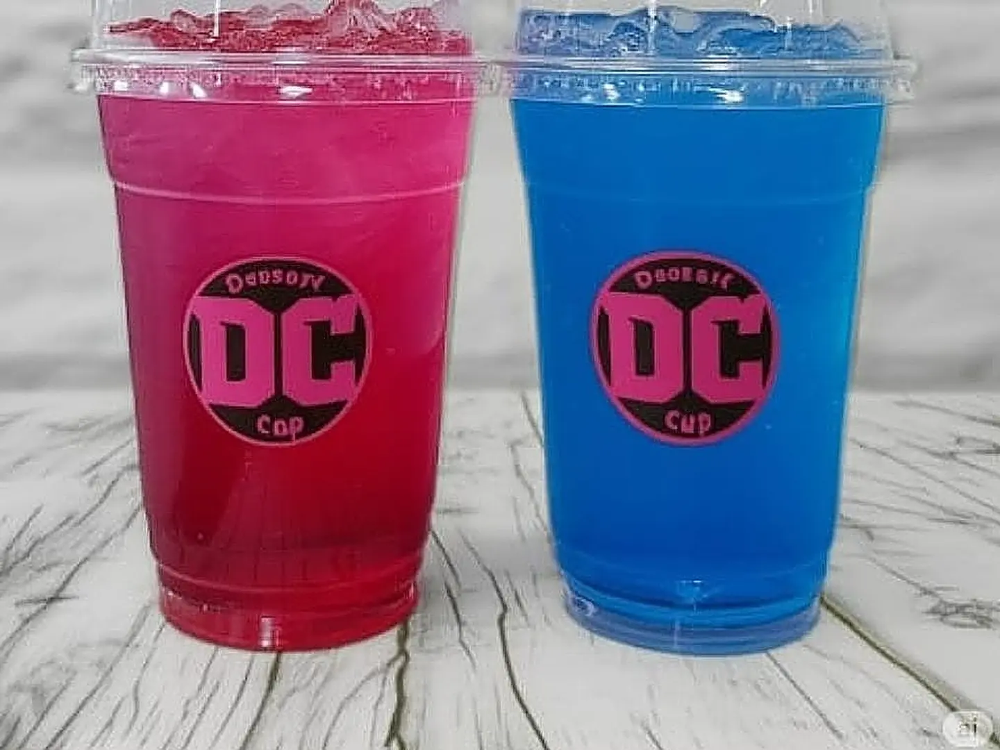 Mohito With Strawberry Flavor And Blueberry Flavor