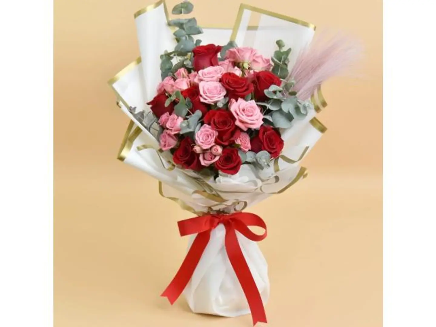 Almanda Bouquet
