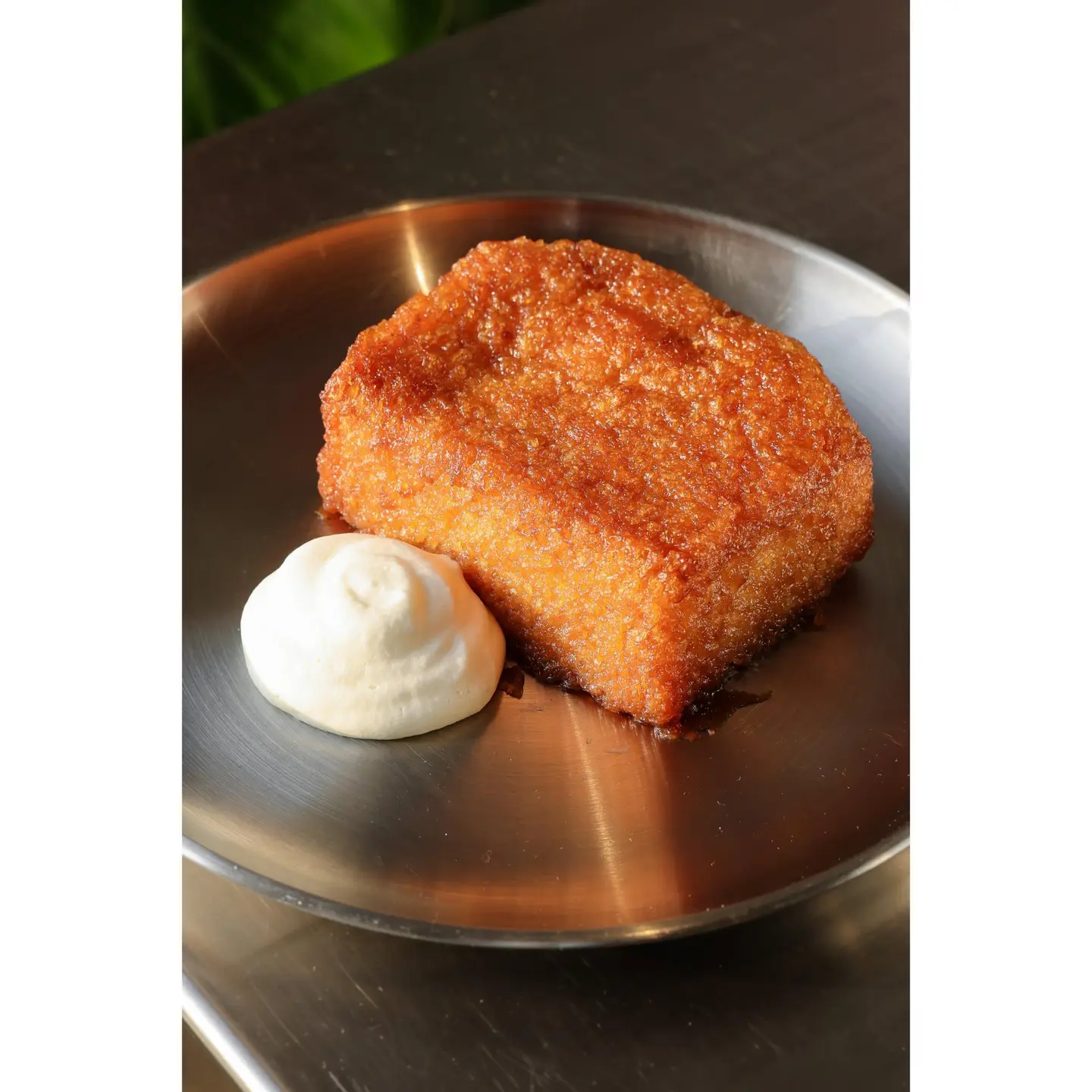 ﺗﻮﺳﺖ اﻟﻌﺴﻞ