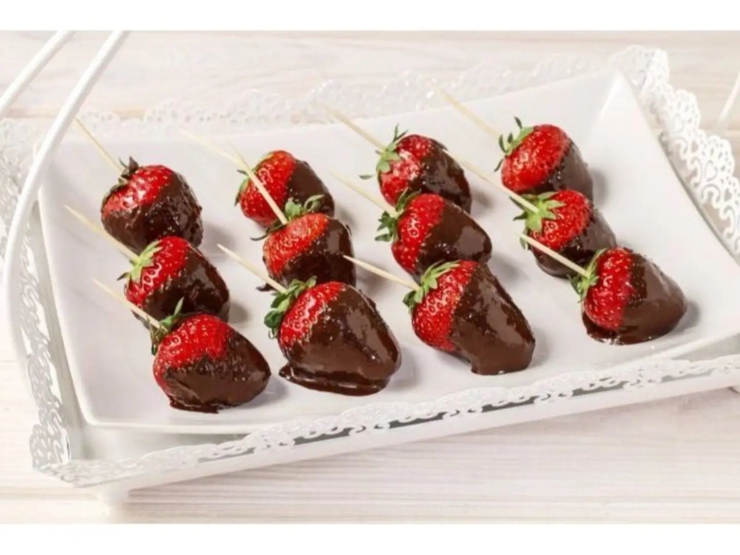 عود الفراولة