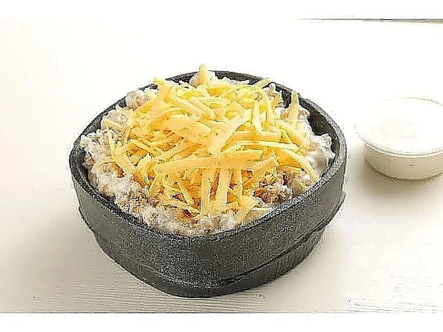 Cream Masoub With Honey And Cheese