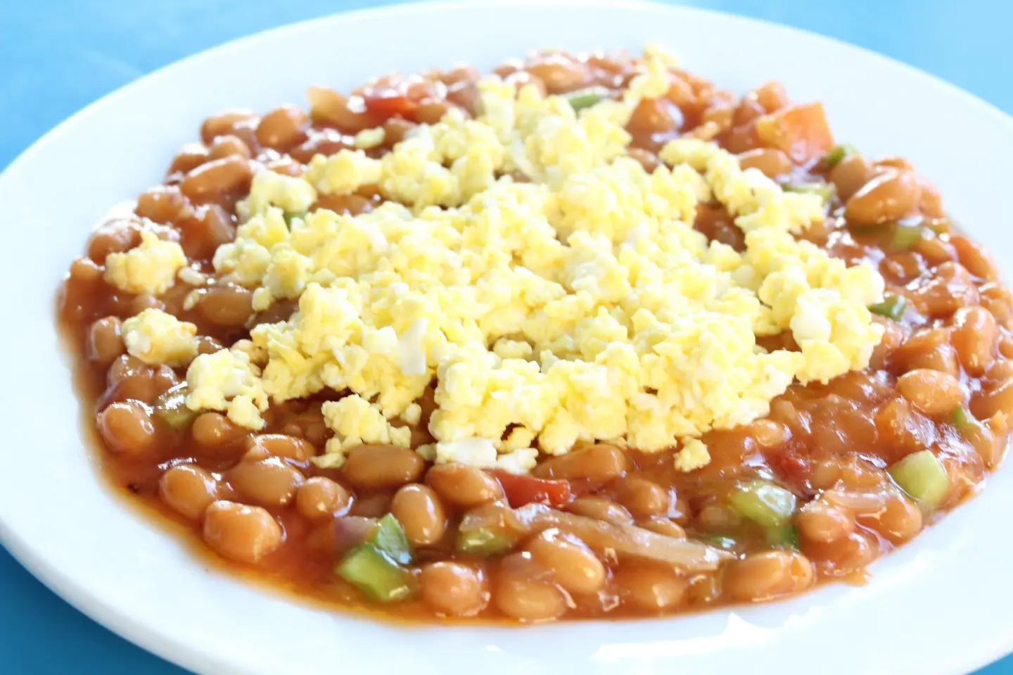 فاصولياء بالبيض