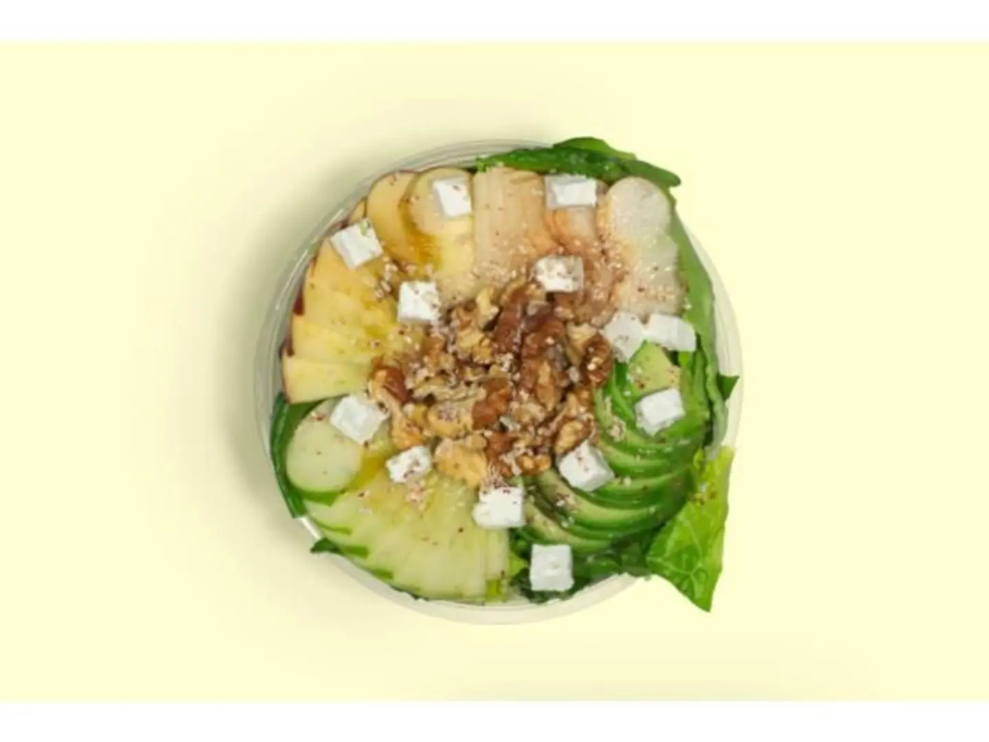 سلطة الأفوكادو والكمثرى