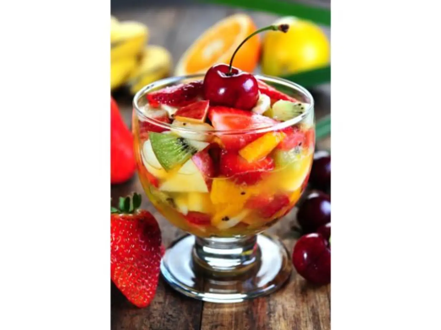 Large Fruit Salad With Juice