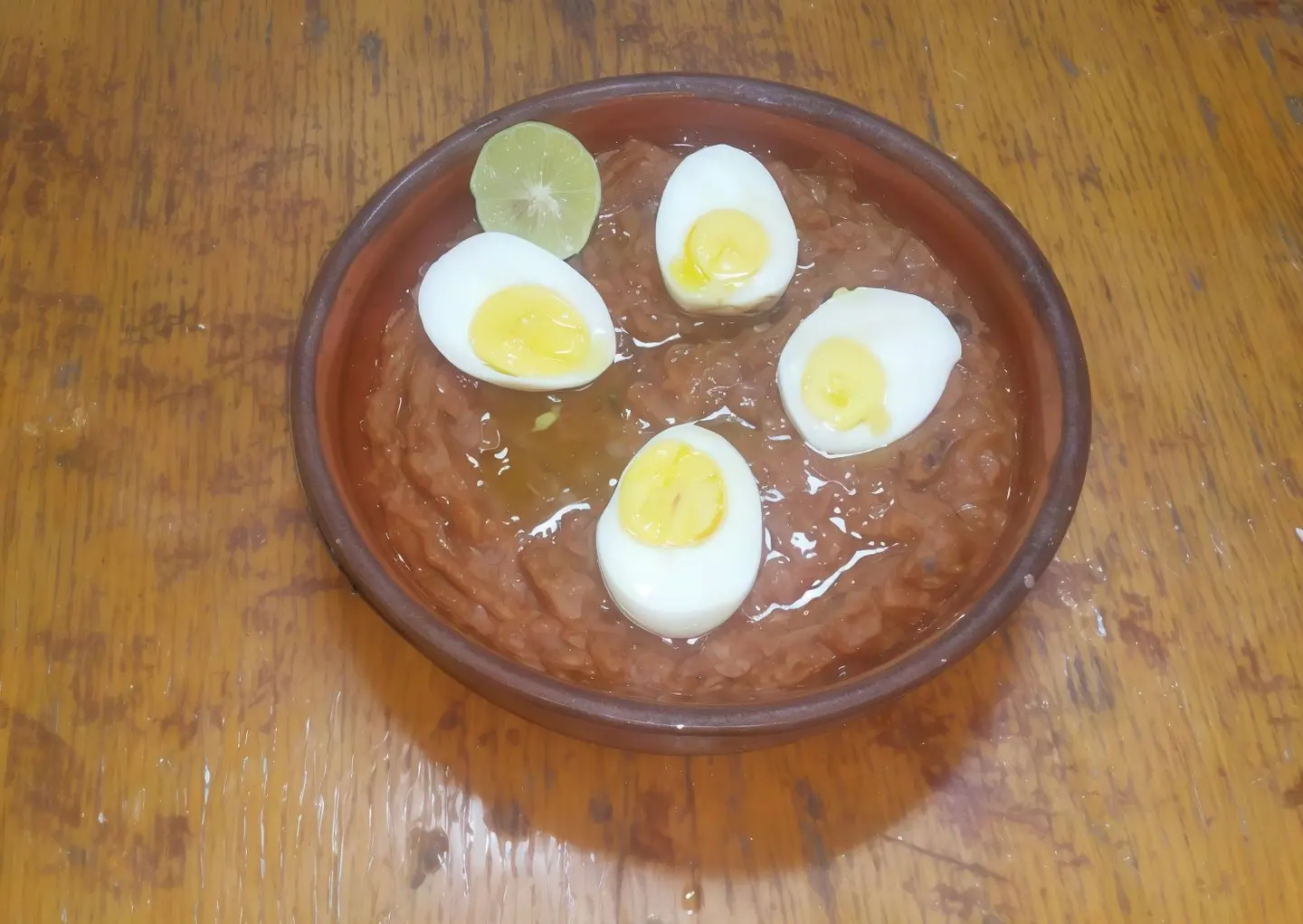 فول مع جبن و بيض