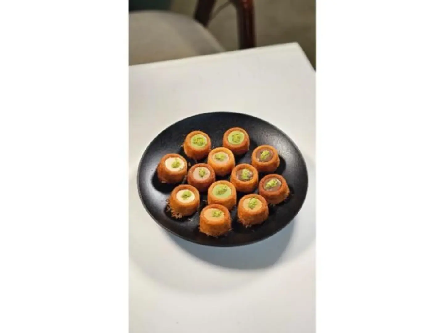 كب كنافة بالصوص 12 قطعة