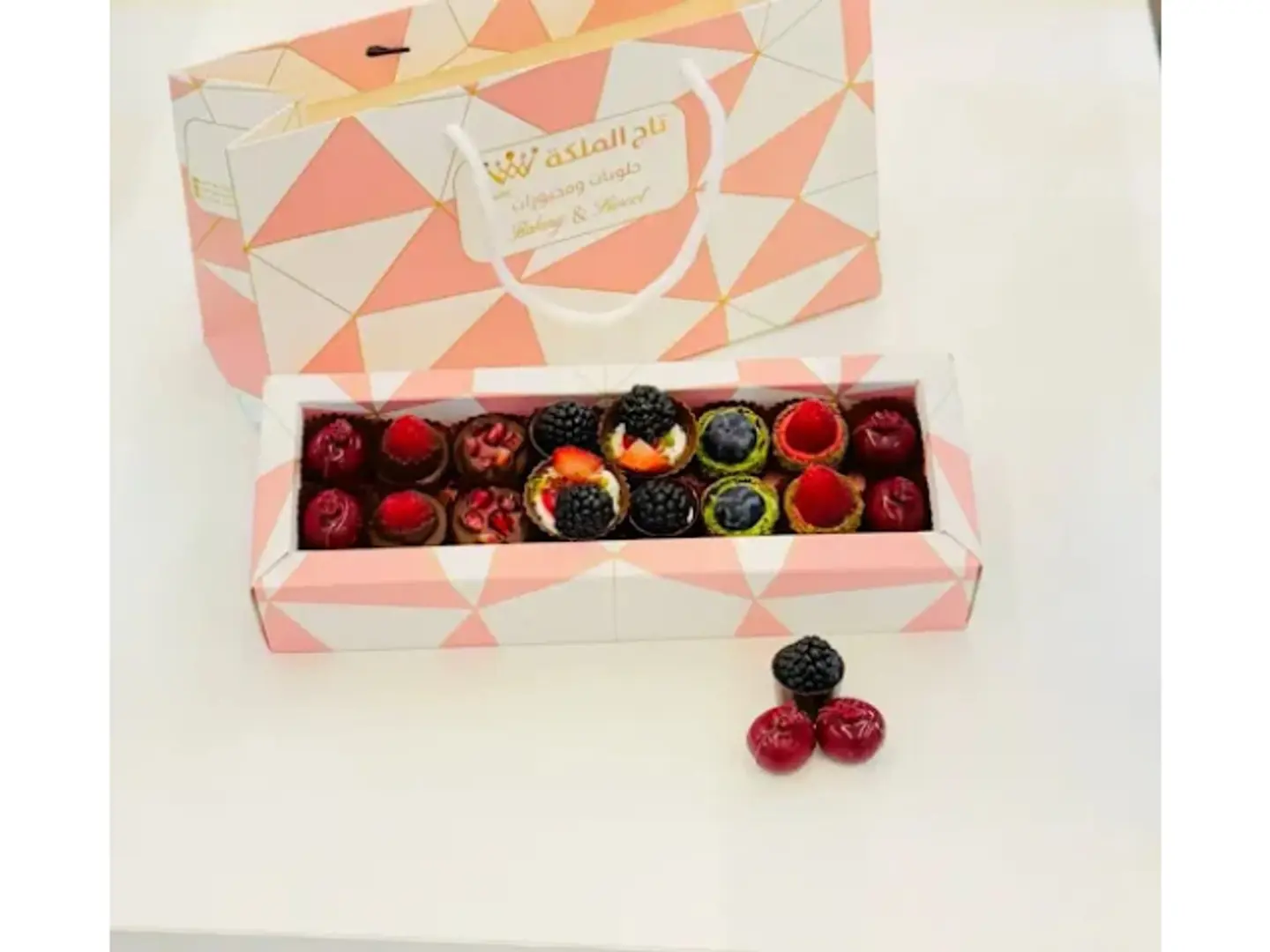 بوكس شوكولاتة بلجيكية بالفواكه - صغير