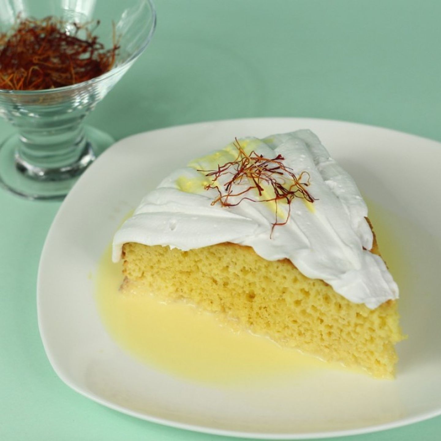 قطع زعفران مثلثه
