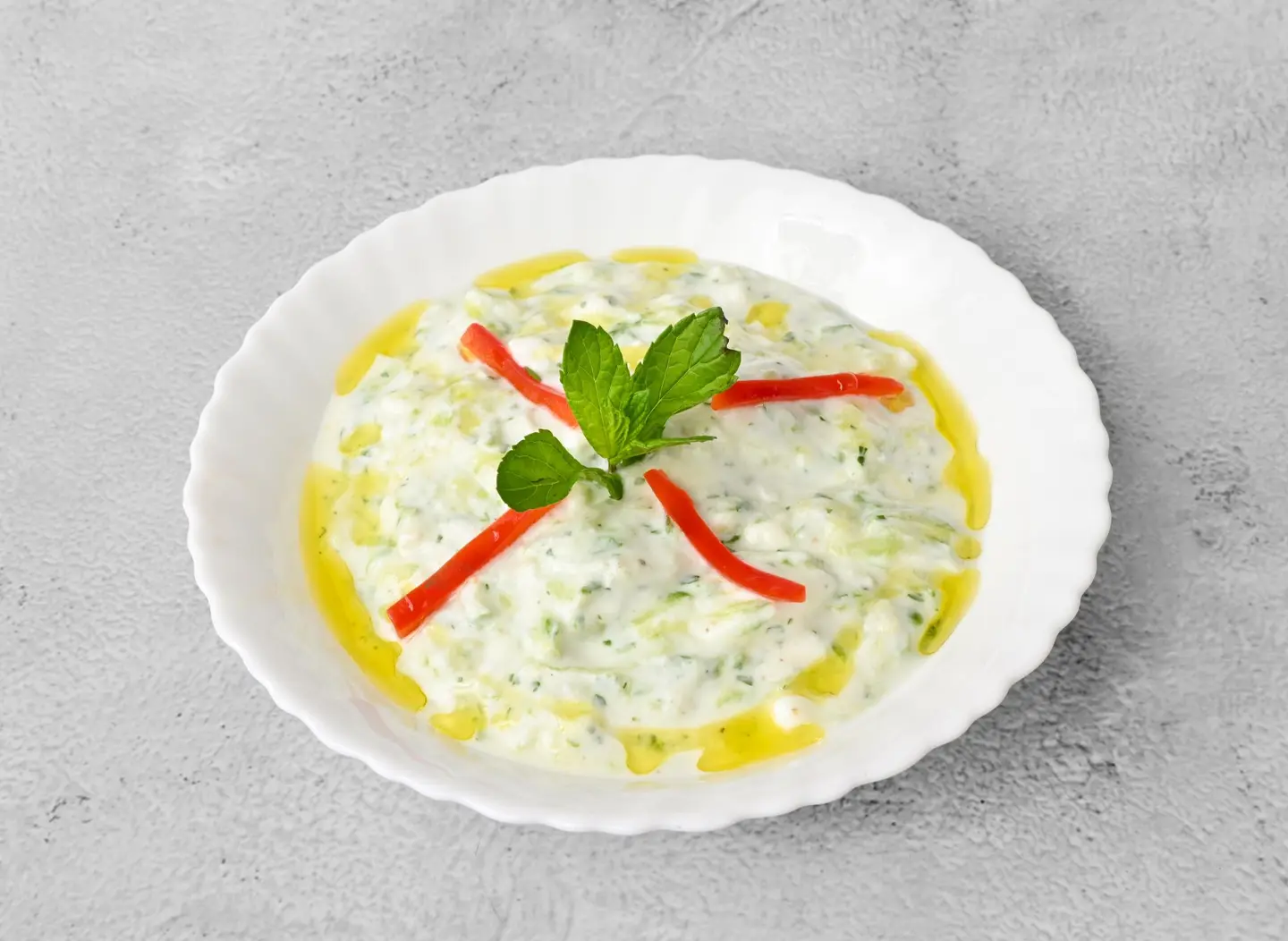 سلطة الزبادي