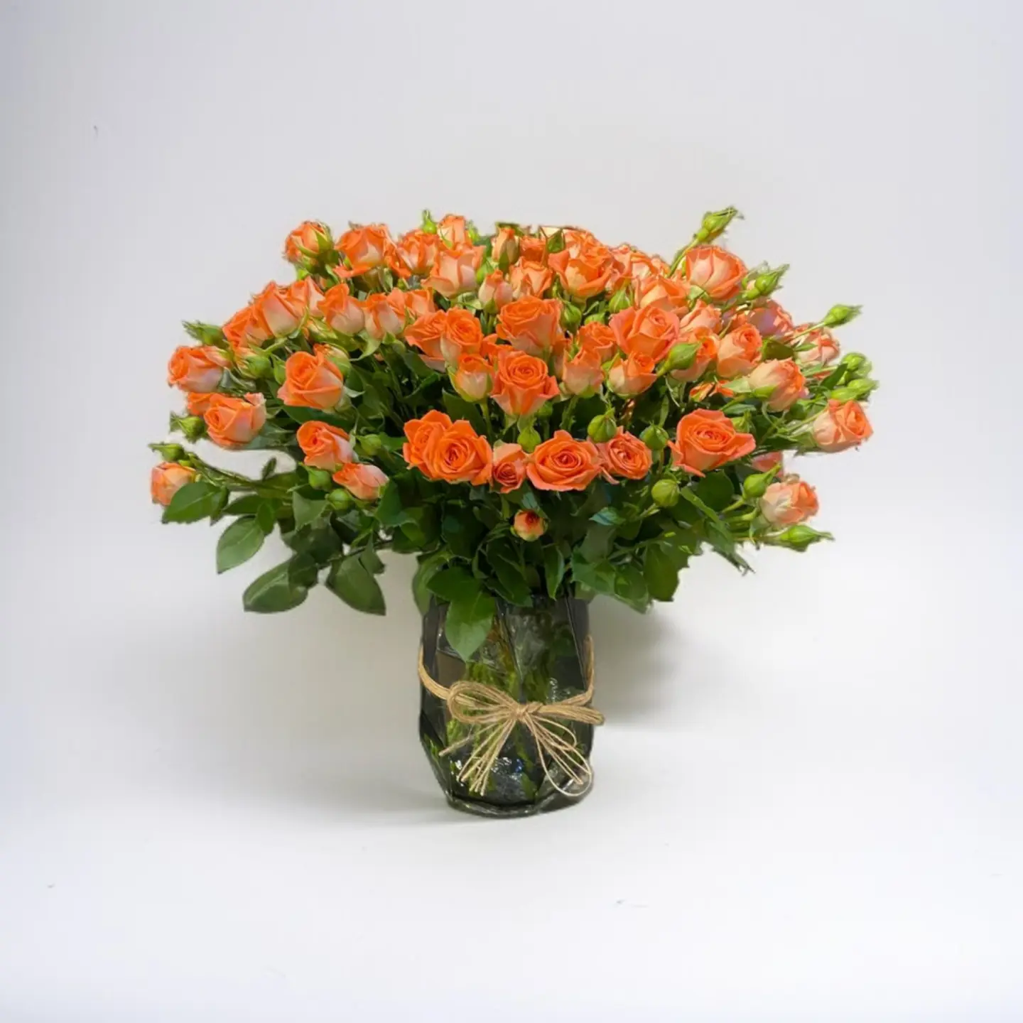 مزهرية ورد سبراي برتقالي