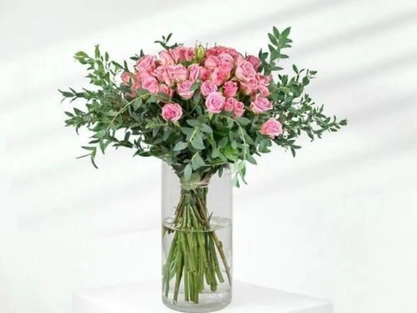 فازة ‏وشيئاً من هدوء عينيها كان يواسيني