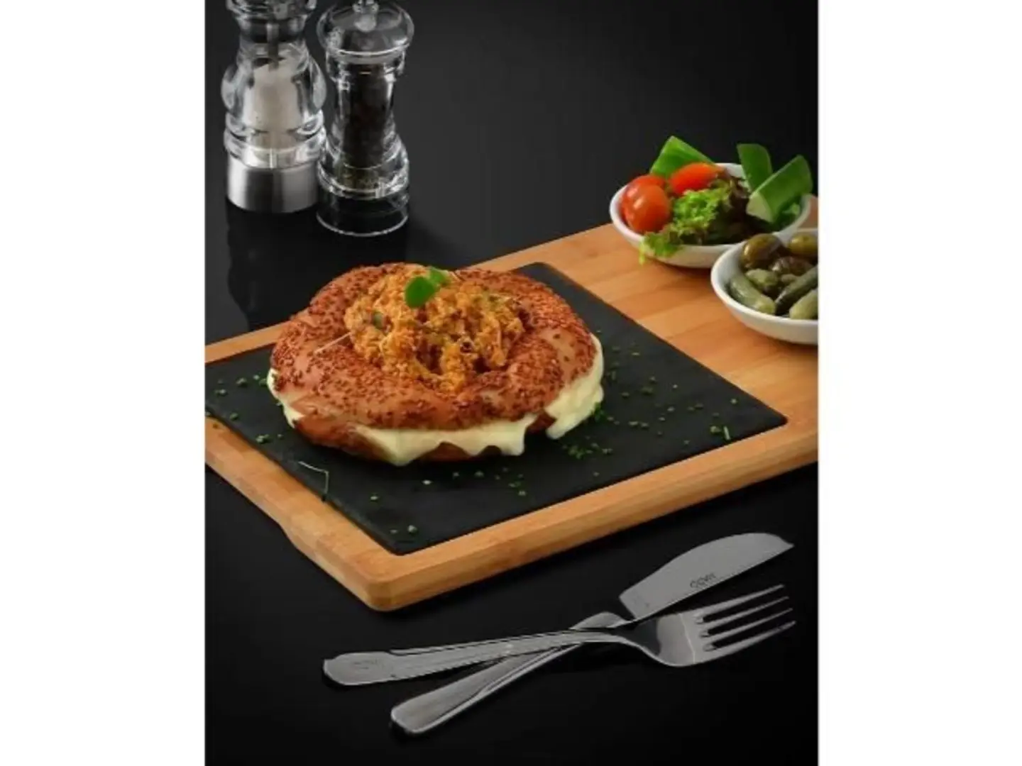 Menemen Simit With Cheese