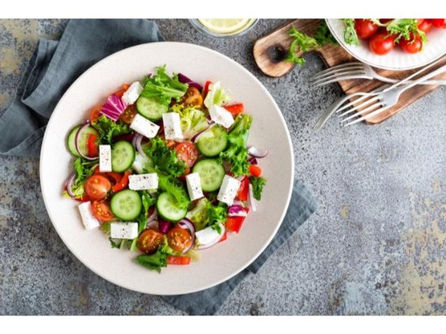 Halloumi Salad