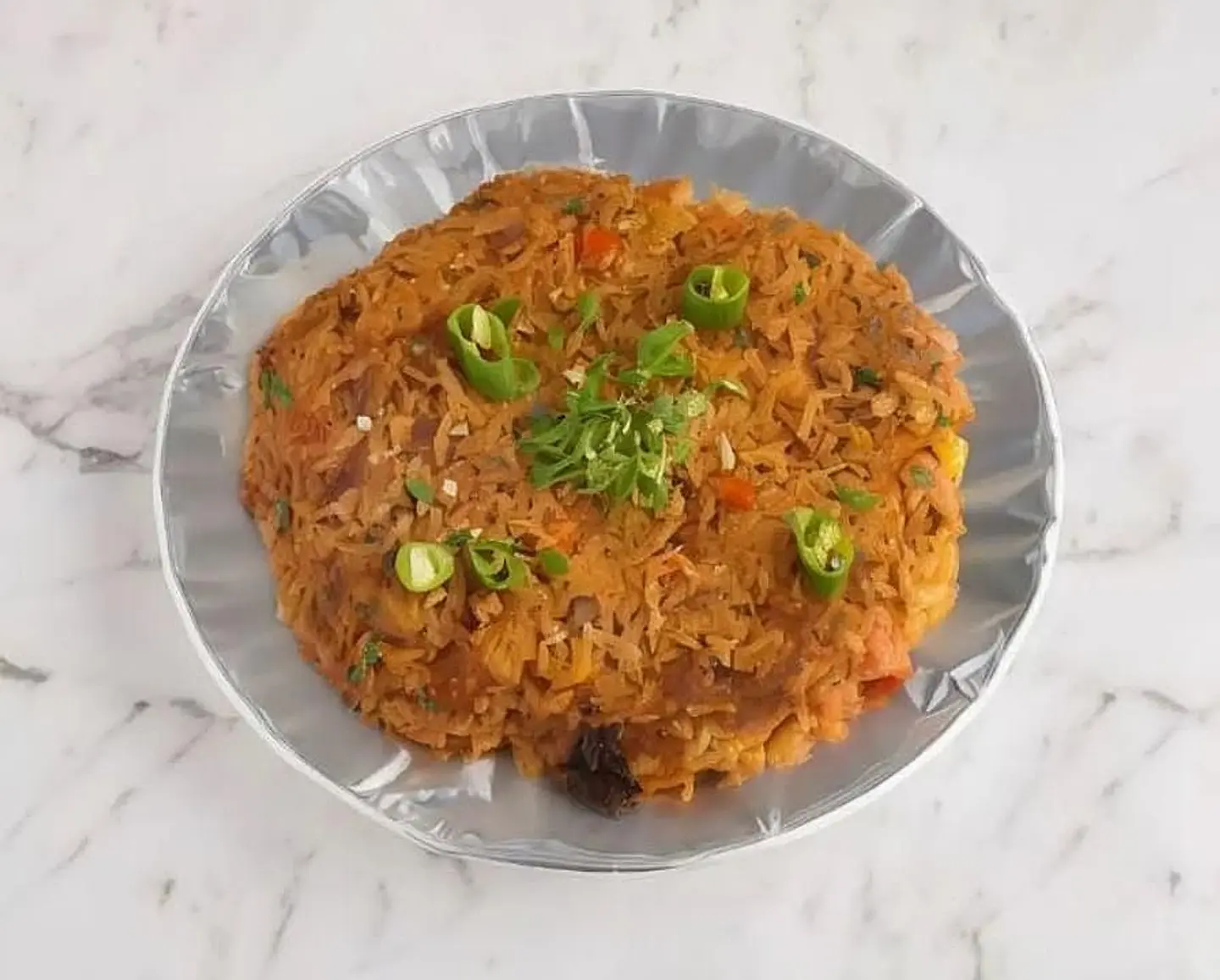 تونه مع فاصوليا، مع بيض مع جبن