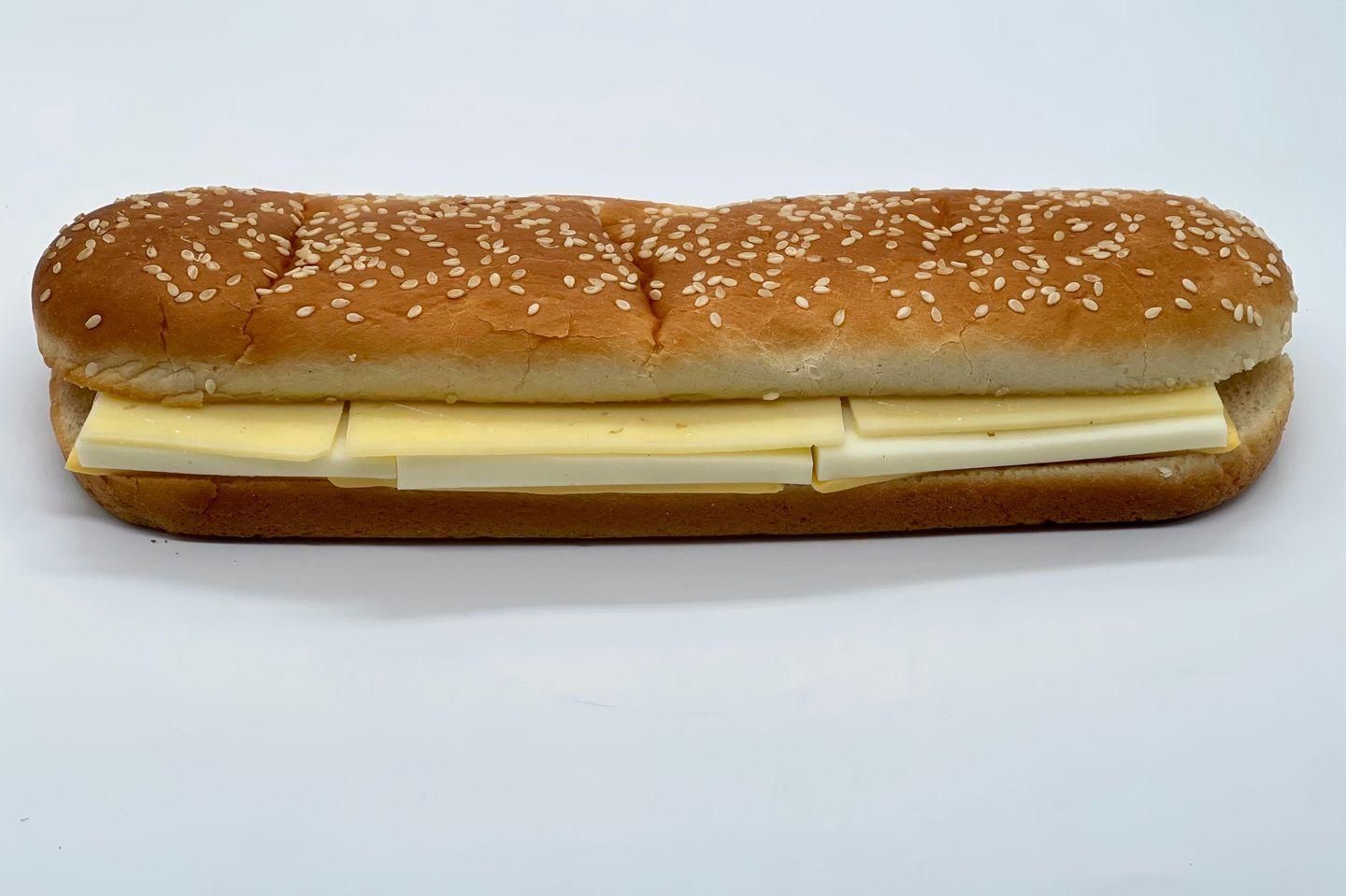 ثلاثة اجبان