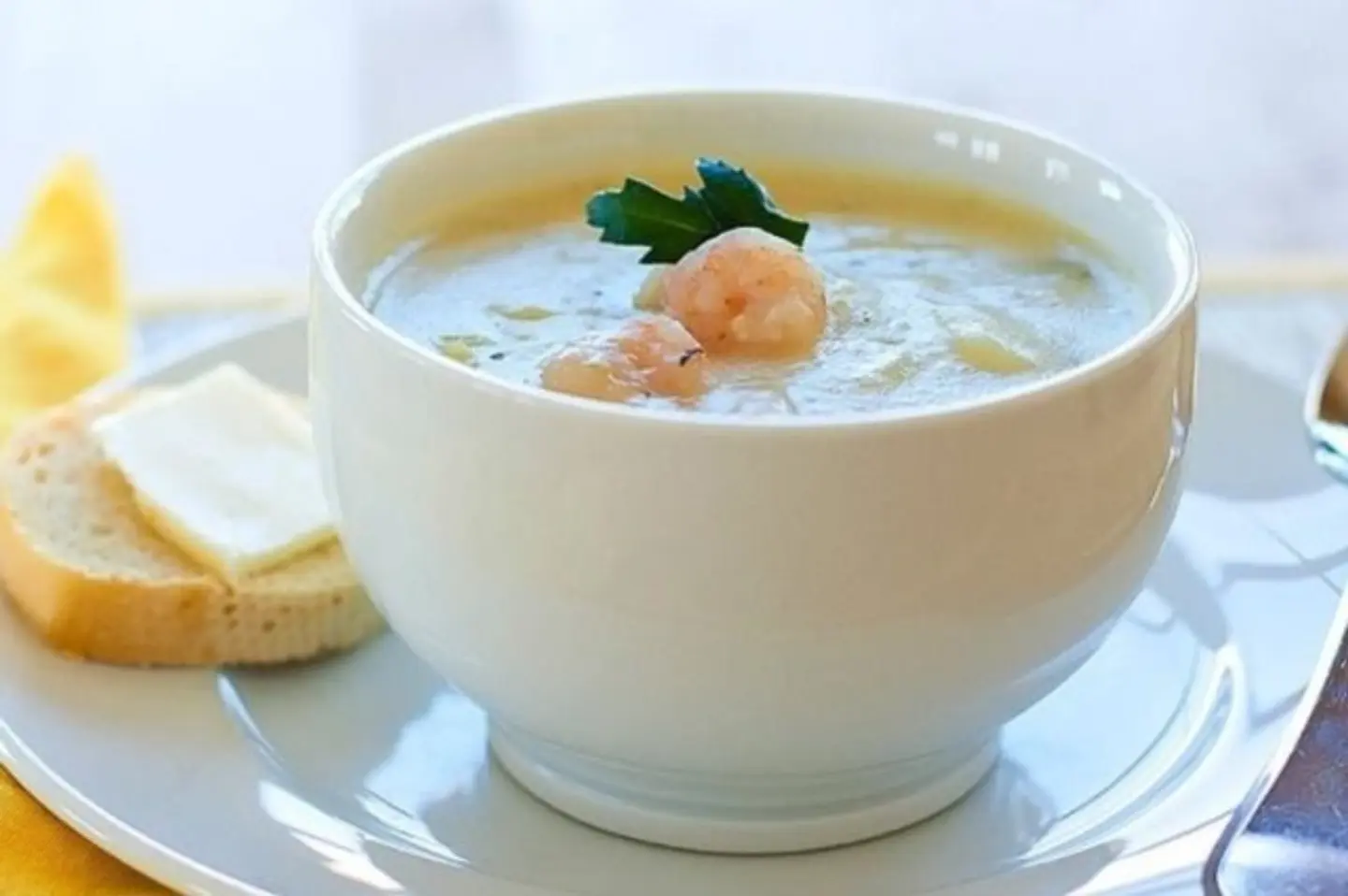 شوربة روبيان بالكريمة