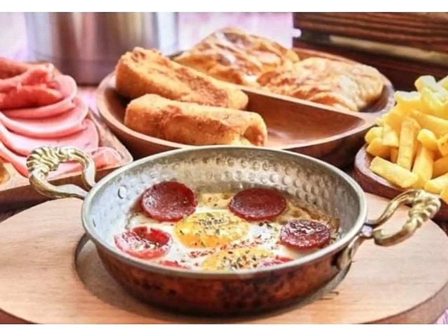 Egg And Sausage Fakhara