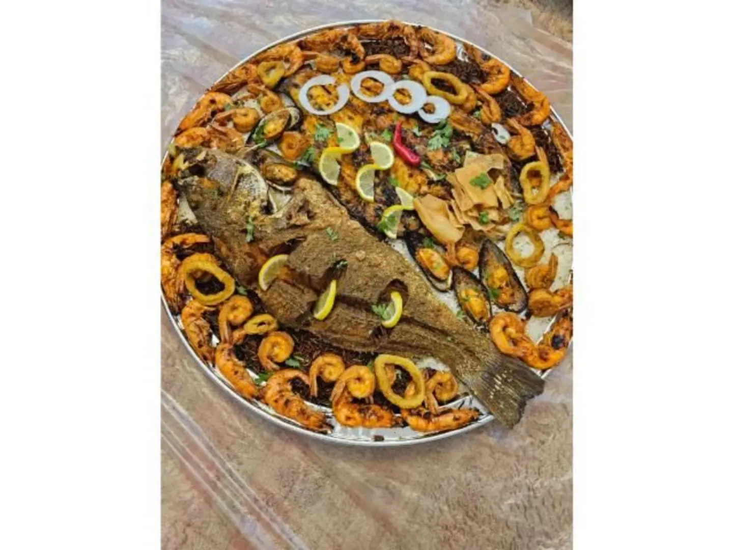 Nagleon Dish For 6,7 People