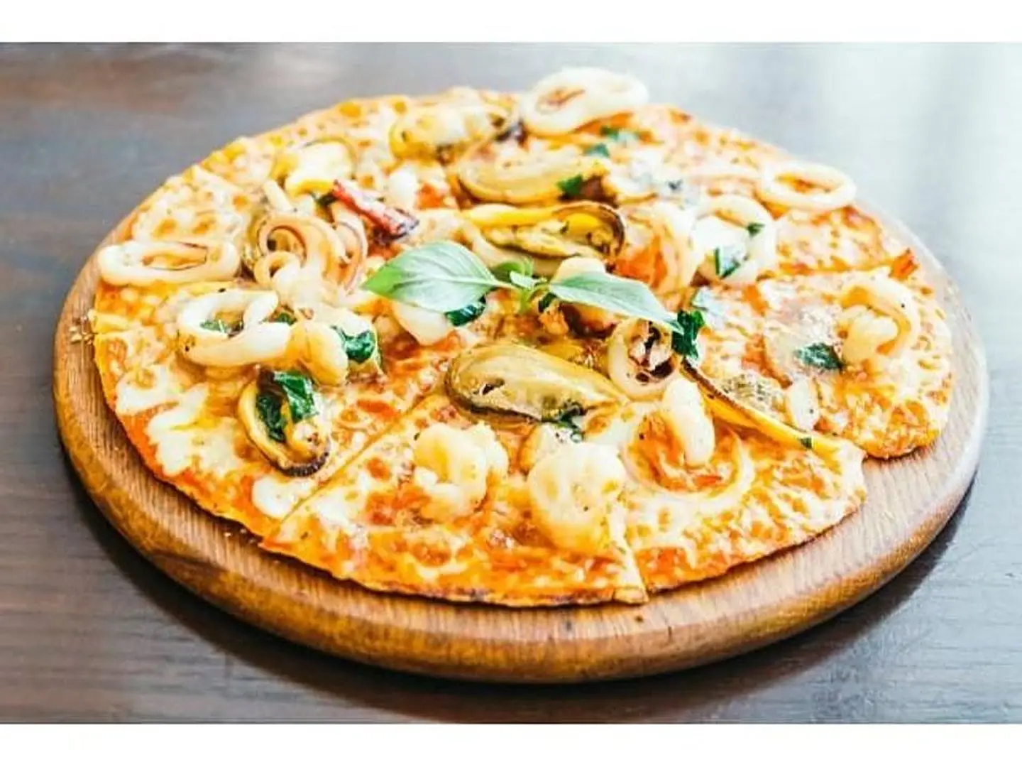 بيتزا الفطيرة العائلية