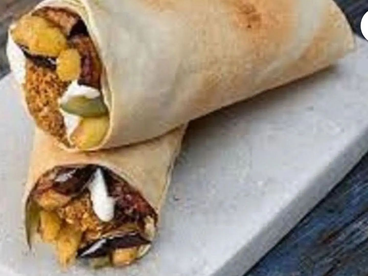 سندوتش فلافل عادي