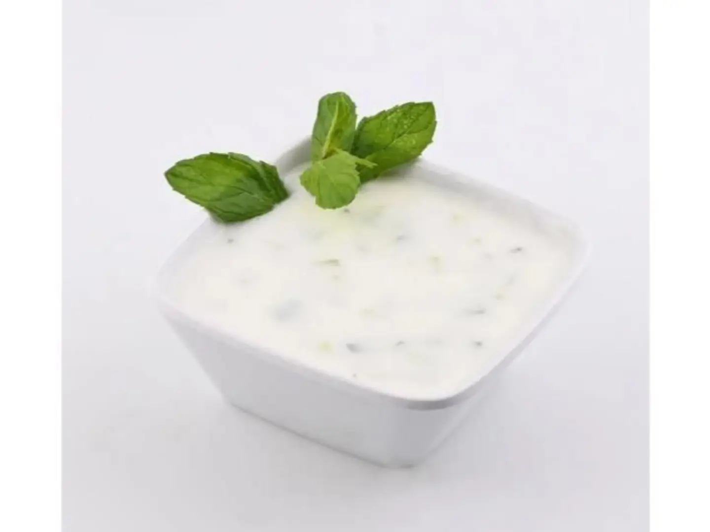 سلطة خيار لبن